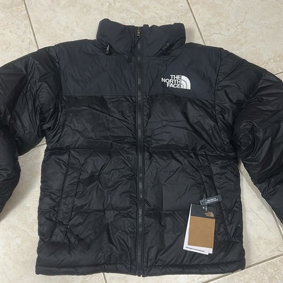 Men’s The Northface Jacket - Picture 8 of 14